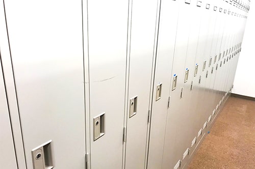 従業員の着替え時間は労働時間？ 制服・作業着規定がある企業の賃金