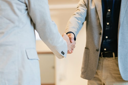 経営者保証を外すには？ M&A・事業継承時にとるべき対応を解説