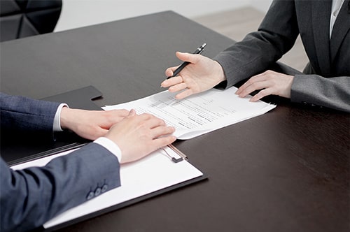 準委任契約とは｜雇用・請負との違いやメリット、注意点などを解説