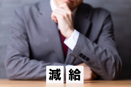 従業員の能力不足で減給はできる？ 適法な減給方法と注意点を解説